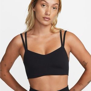 Nike Alate Trace Sports Bra brand new never worn Size S